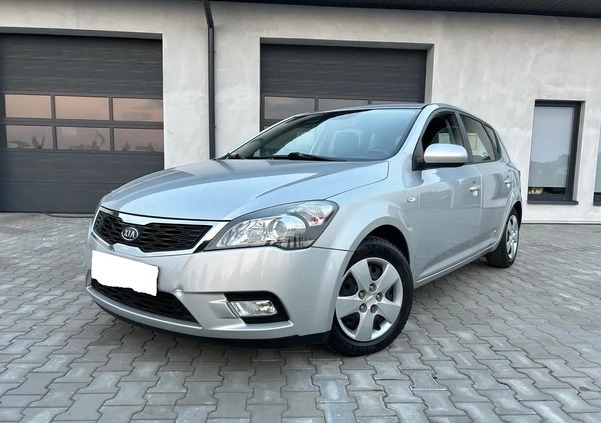 Kia Ceed cena 17900 przebieg: 172156, rok produkcji 2009 z Łuków małe 92